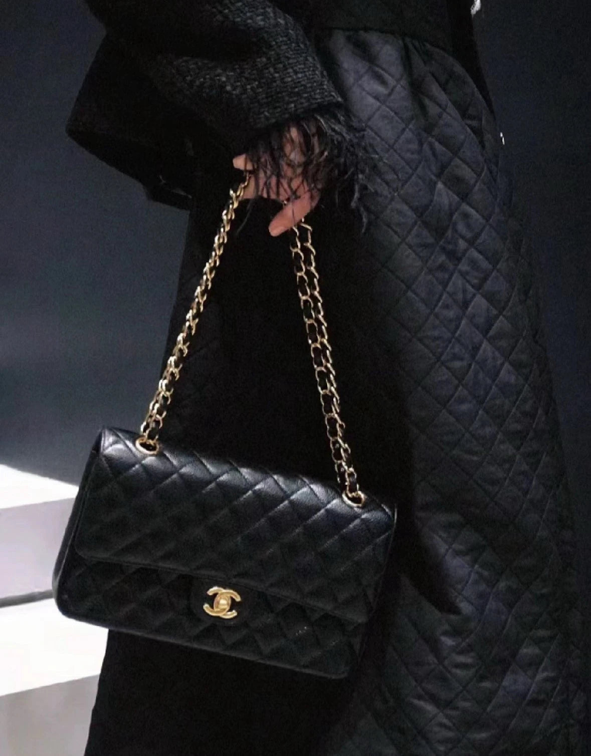 CHANEL Classic Flap Small Black Leather Shoulder Bag For Women