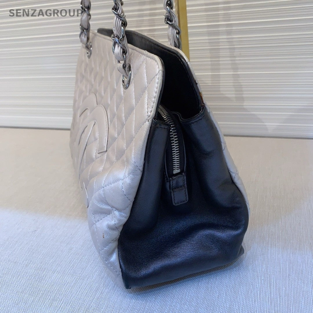 CHANEL GST Vintage Chain CC Logo Shoulder bag Silver Black Women
