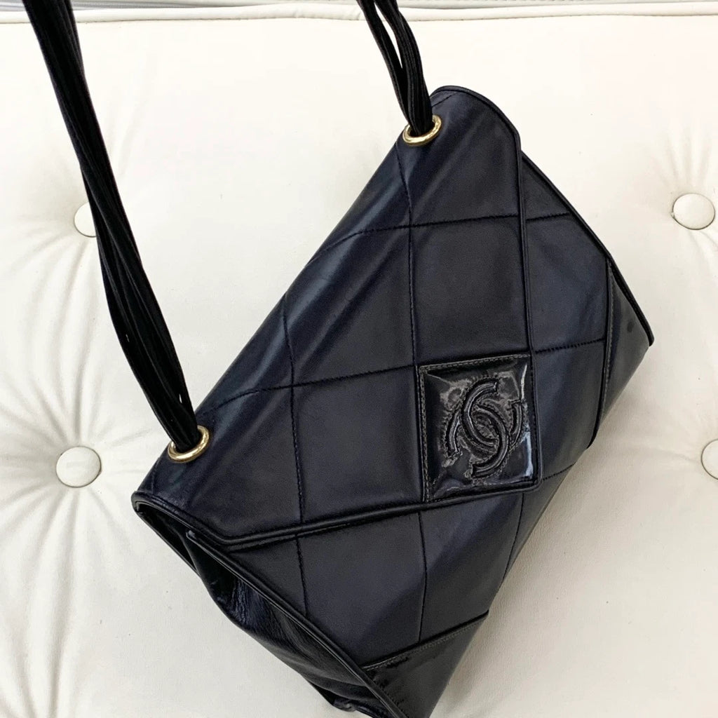 Chanel Vintage 2Ways Patent Lambskin Shoulder Crossbody Bag Black Women S