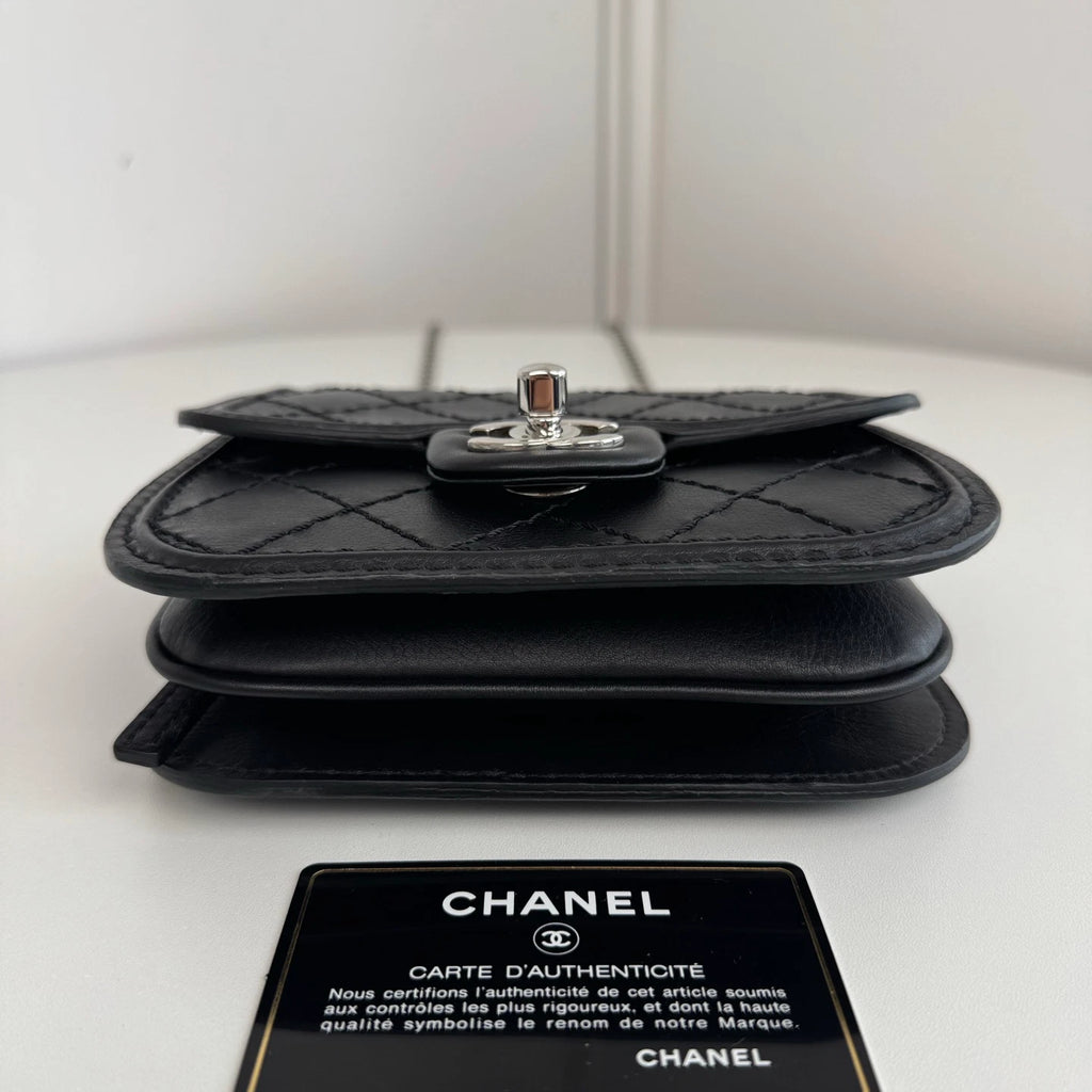 Chanel Diamond Calfskin Black Chain Shoulder Bag Crossbody Silver Hardware