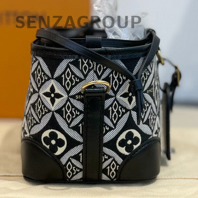 Louis Vuitton Black Graffiti Print Shoulder Crossbody Bag Gold Hardware