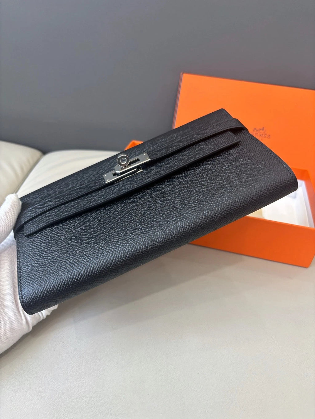 Hermès Kelly Long Wallet Card Holder Daily Use Black Silver Women Classic