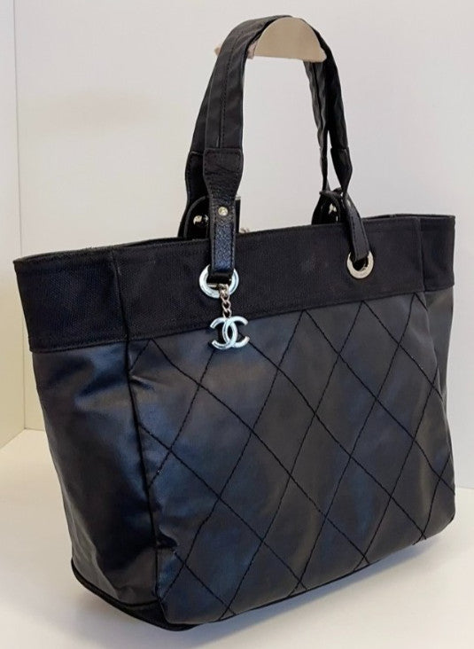 CHANEL CC Logo tote Diamond pattern Shoulder Handbag Black Silver Women