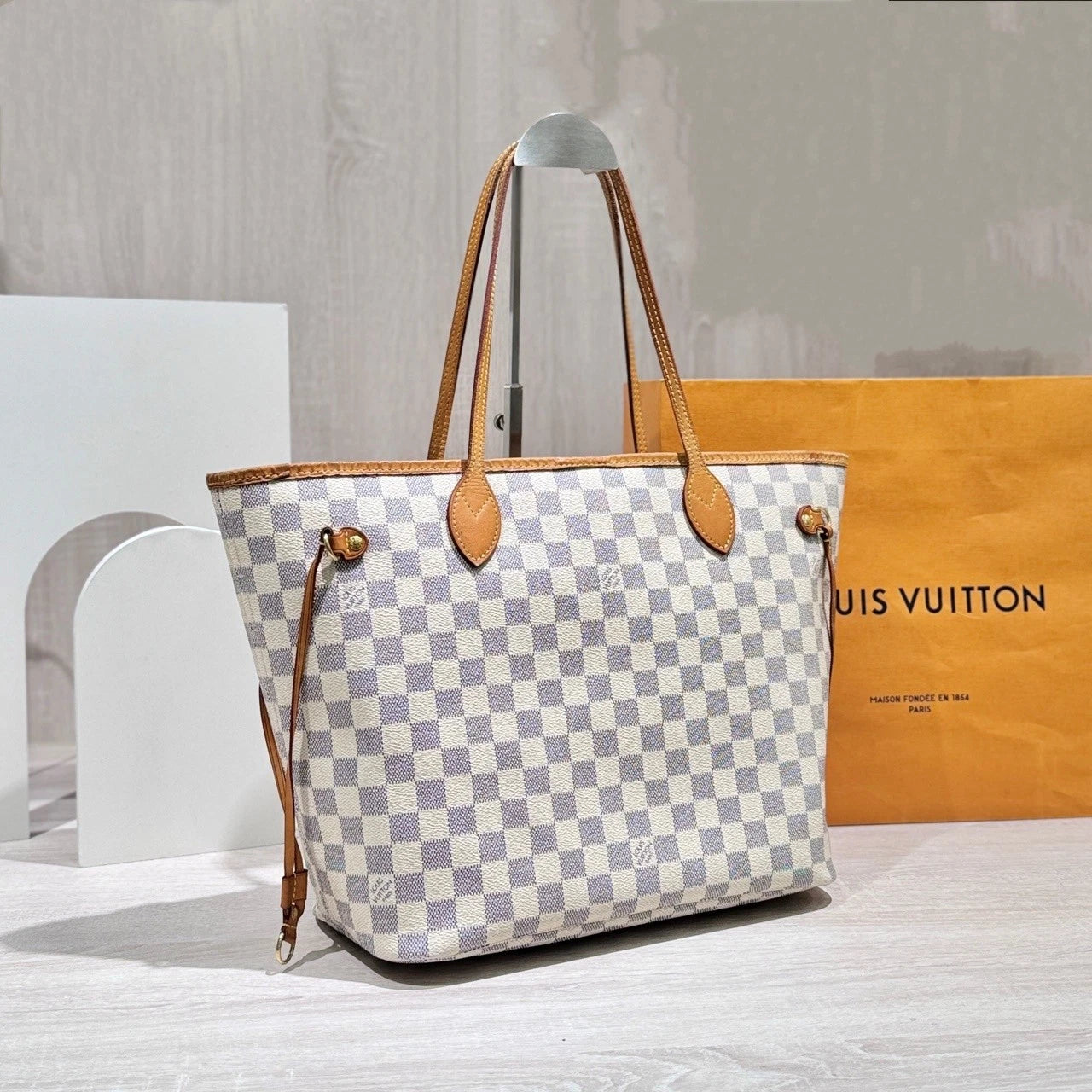 Louis Vuitton White Damier Canvas Neverfull MM Tote For Women