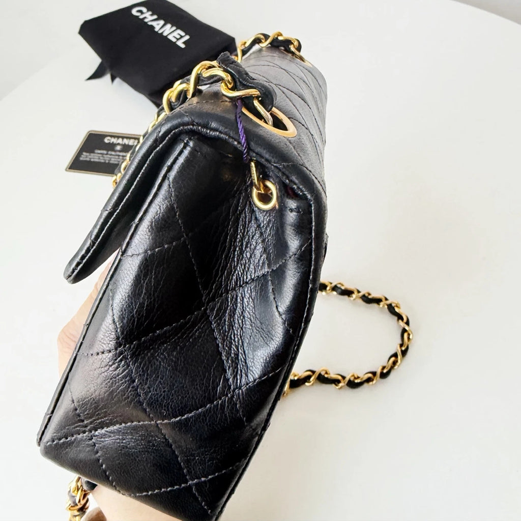 Chanel Classic Flap Mini Chain Shoulder Crossbody Black Gold Women Vintage
