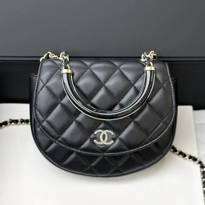 Chanel Diamond Lambskin Chain Shoulder Bag Crossbody Black Gold Women Classic S