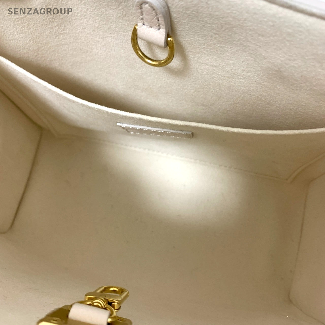 Louis Vuitton Lock & go tote Top Handle bag Calfskin Handbag Women Nude pink