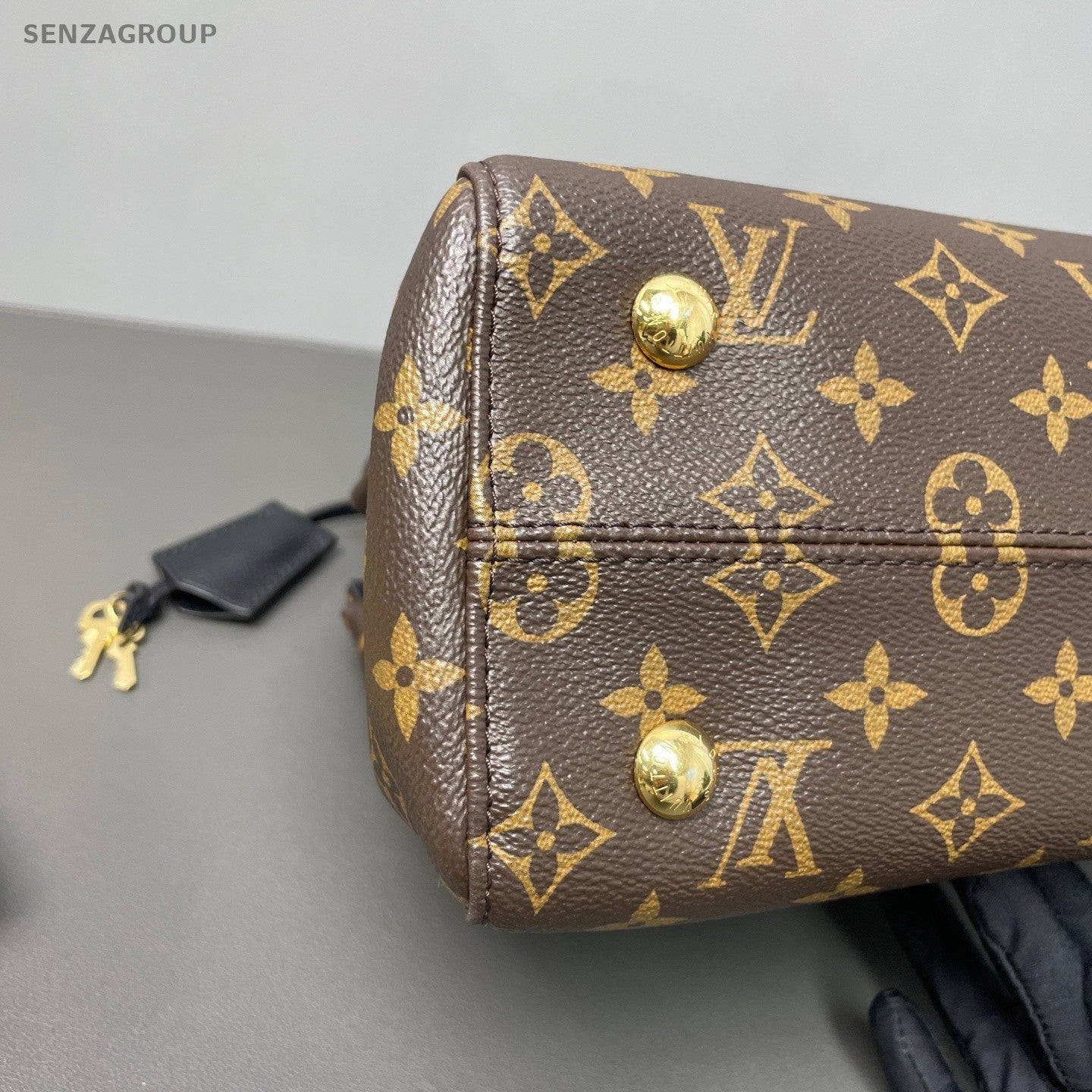 Louis Vuitton Venus Monogram Top Handle 2way Shoulder Handbag Brown Women
