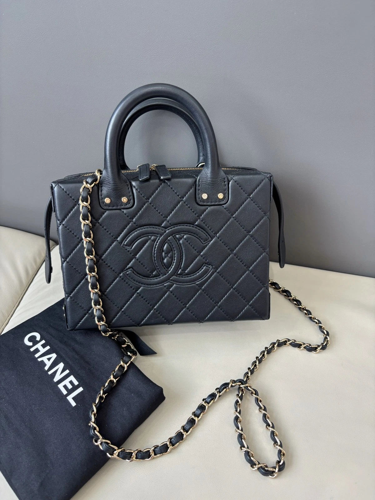 Chanel Cosmetic Case Box Bag Crossbody Handbag Daily Use Black Gold