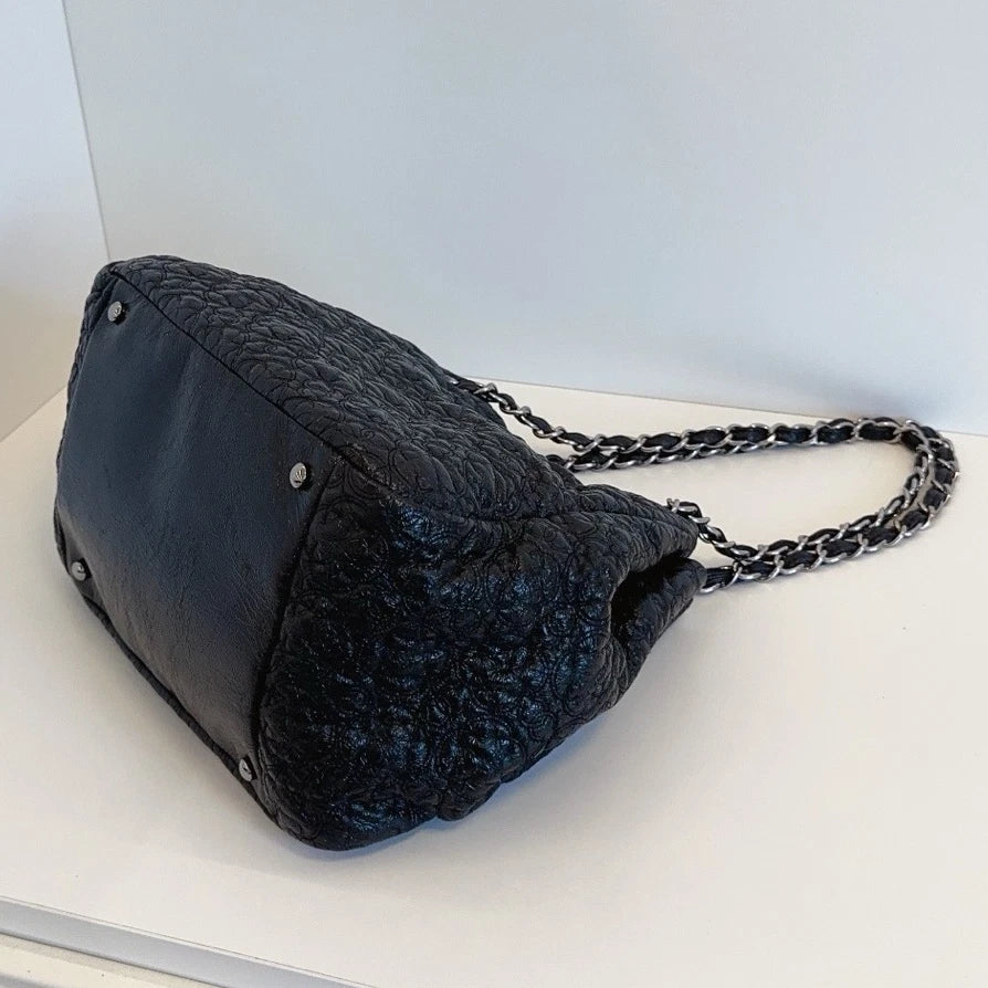 Chanel Bucket Chain Oil Wax Shoulder Crossbody Bag Black Excellent