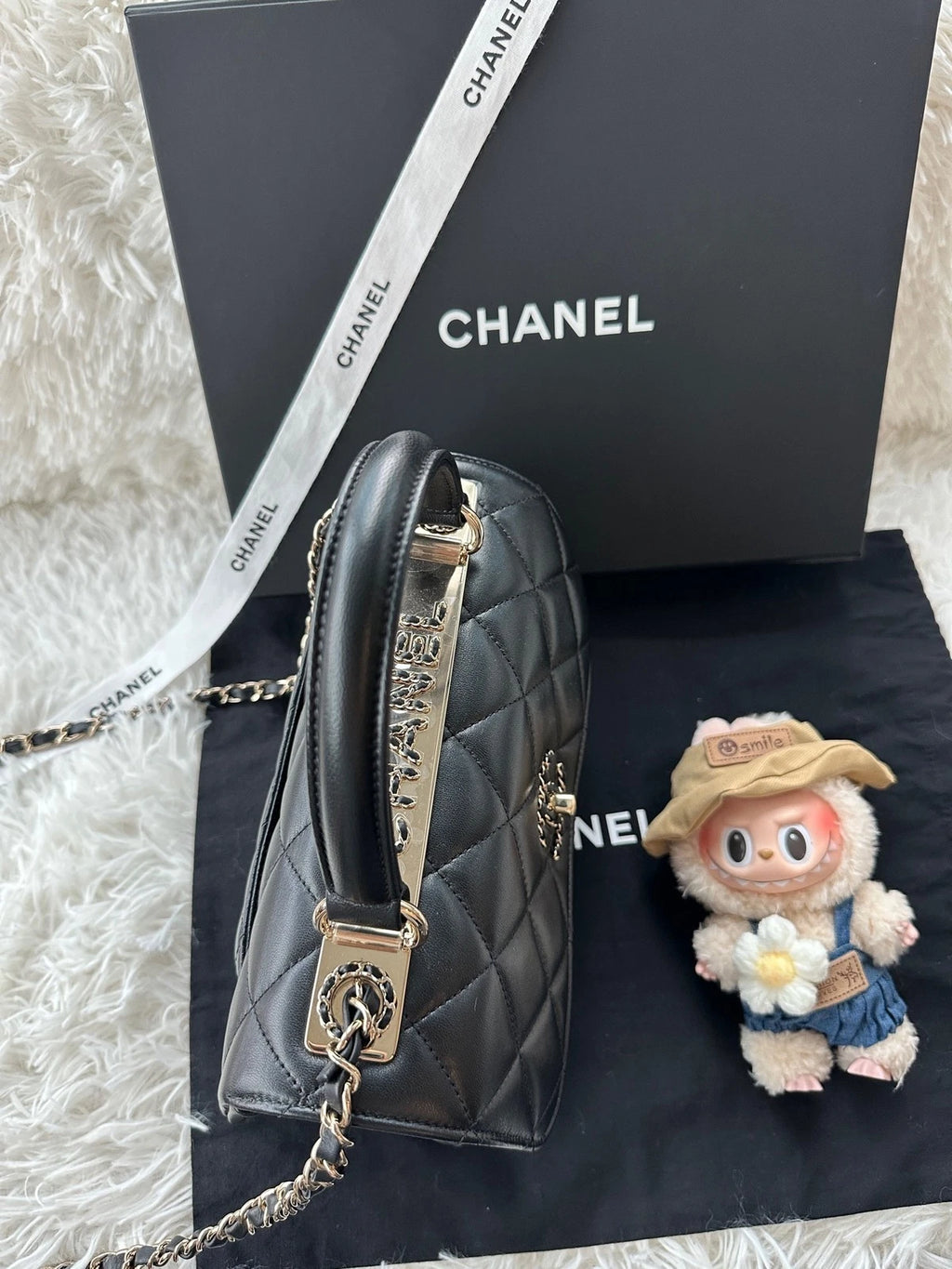 CHANEL Trendy CC Small Leather Chain Bag For Women