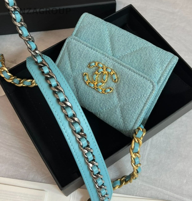 CHANEL 19woc Denim Crossbody Chain Bag Women Light Blue Brand New