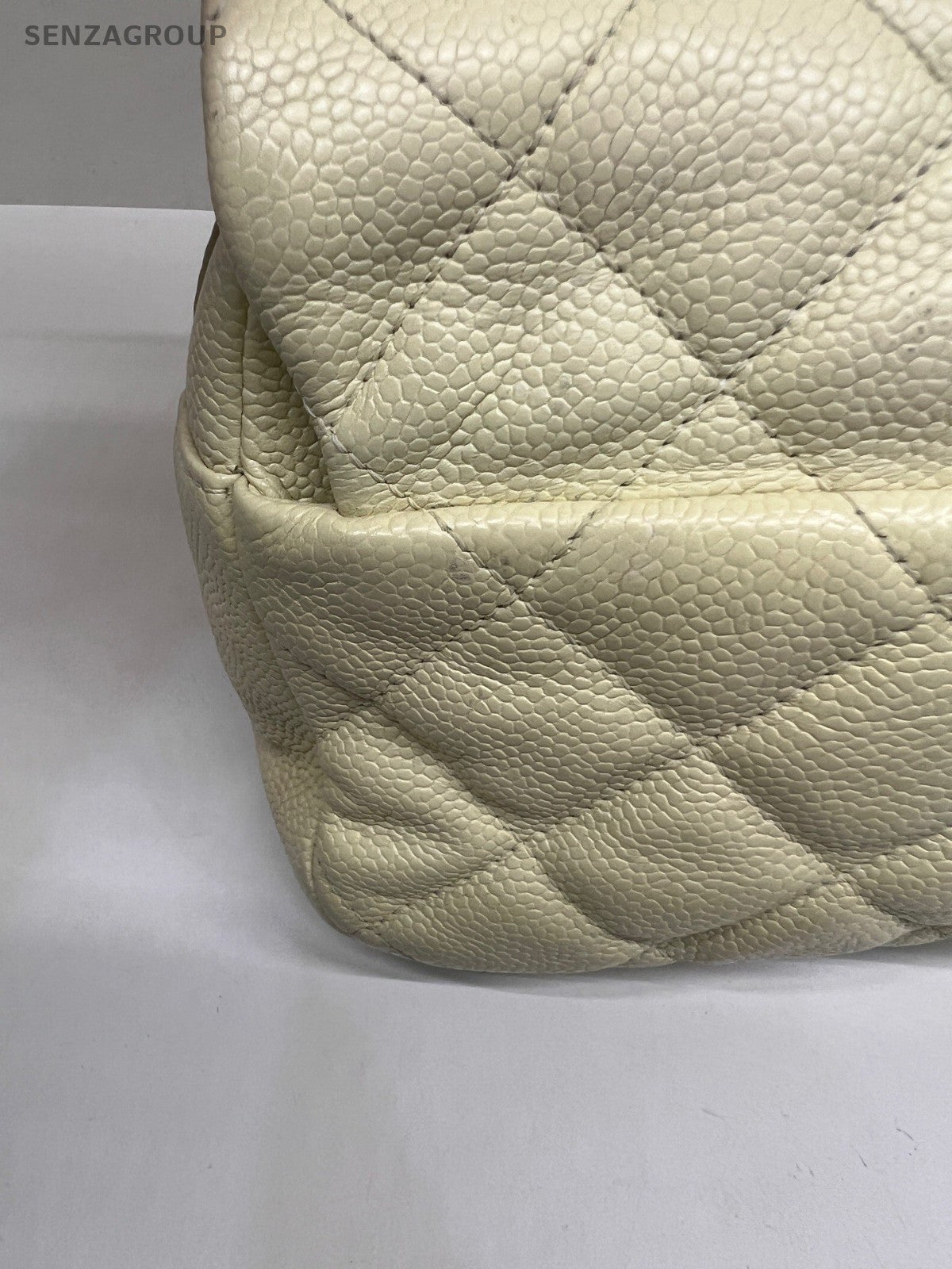 CHANEL Classic Flap GM Easy Chain Calfskin Shoulder bag Women