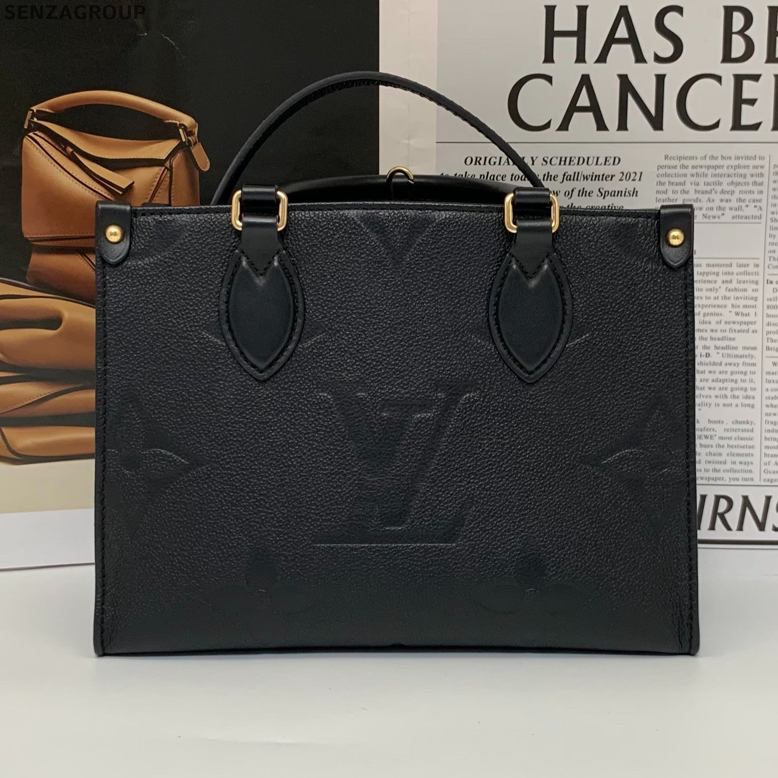 Louis Vuitton Onthego GM Monogram Black Gold Tote Shoulder Bag Women