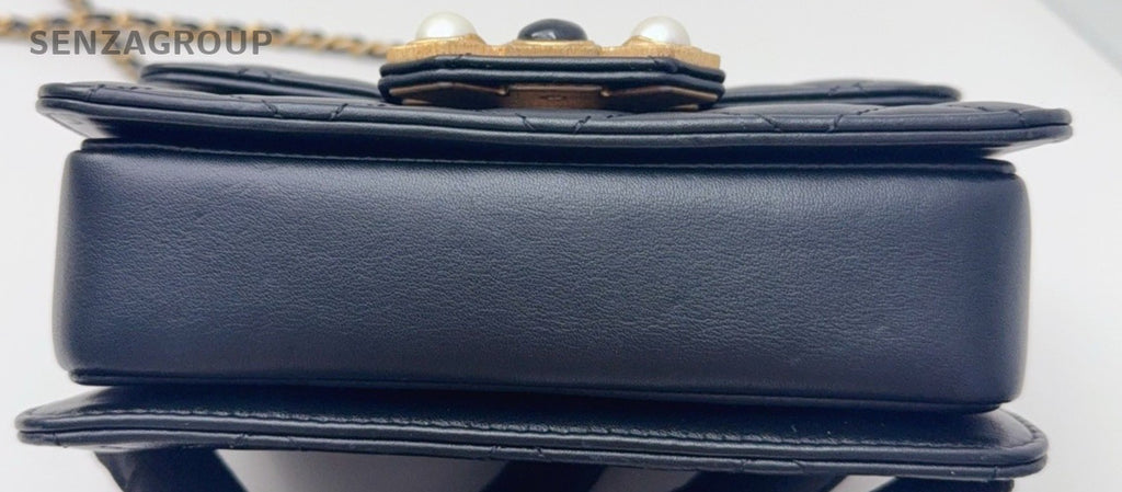 Chanel Calfskin Diamond Pattern Chain Shoulder Bag Crossbody Black Gold Women