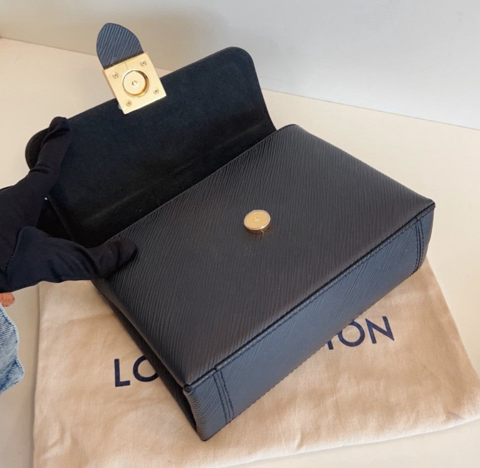 Louis Vuitton Locky BB Epi Top Handle Crossbody Black Gold Women Classic Fashion