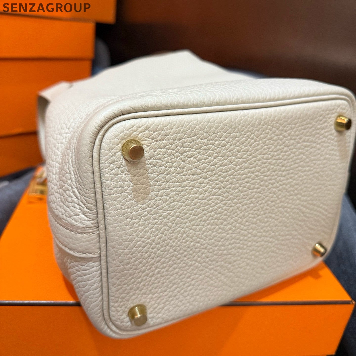 Hermès Picotin 18 Bag White Gold TC Leather Handbag Shoulder Bag Women