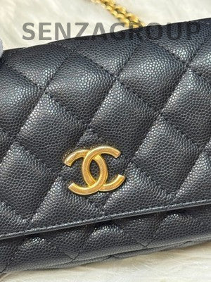 Chanel Quilted Chain Shoulder Crossbody Bag Black Gold Classic Women