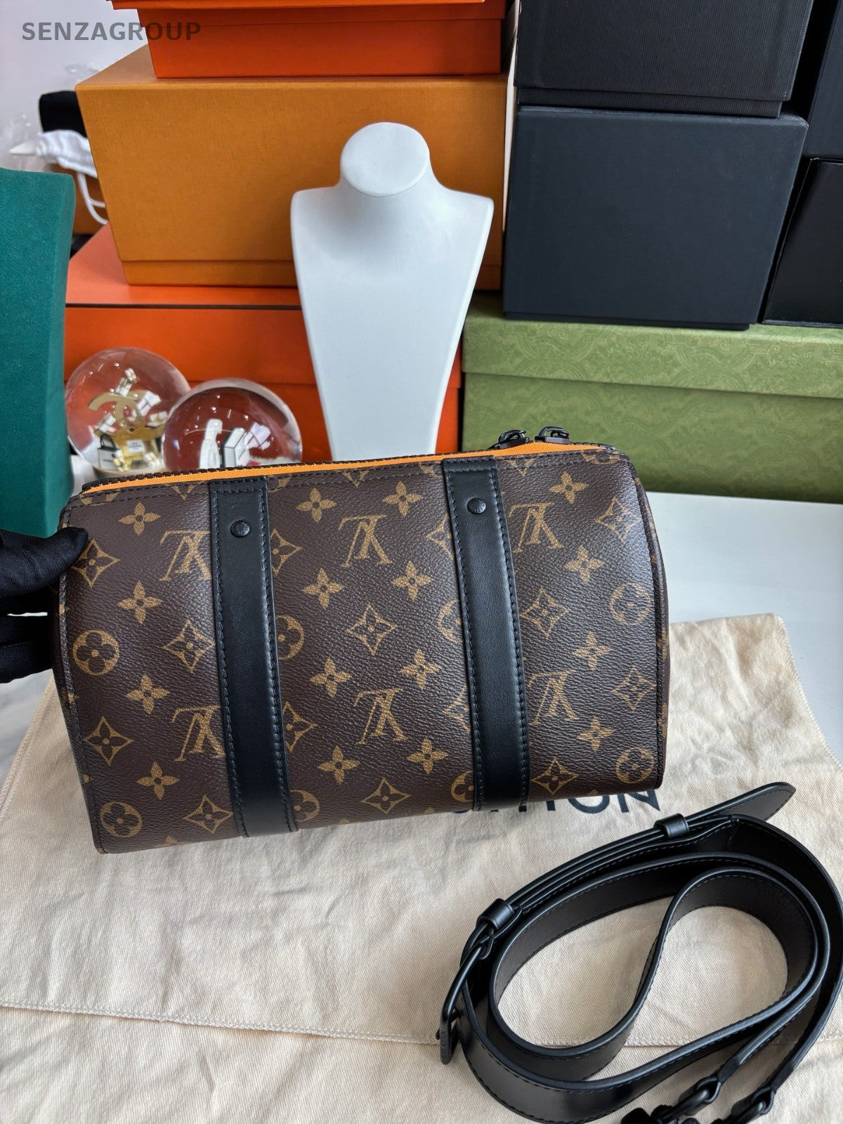 Louis Vuitton M45652 Friends City Keepall Monogram Black Crossbody bag