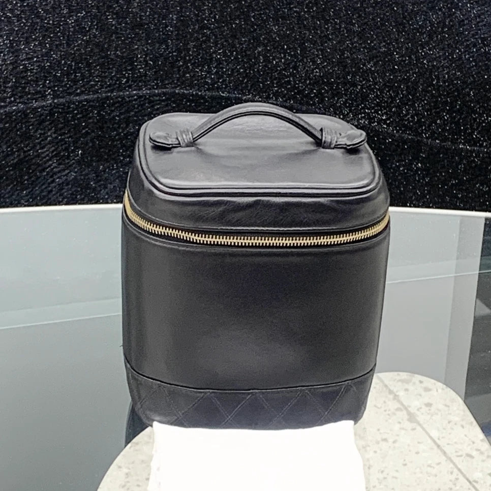 Chanel Vanity Black Gold Top Handle Excellent