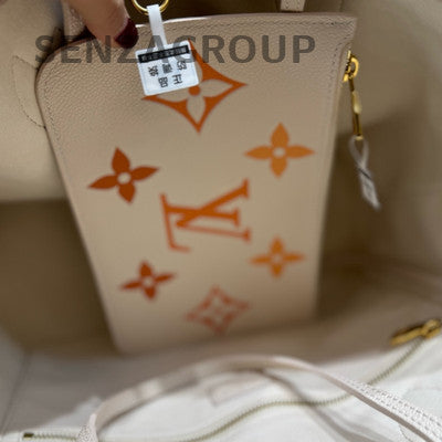 Louis Vuitton Neverfull Monogram Beige Tote Shoulder Bag Classic Women