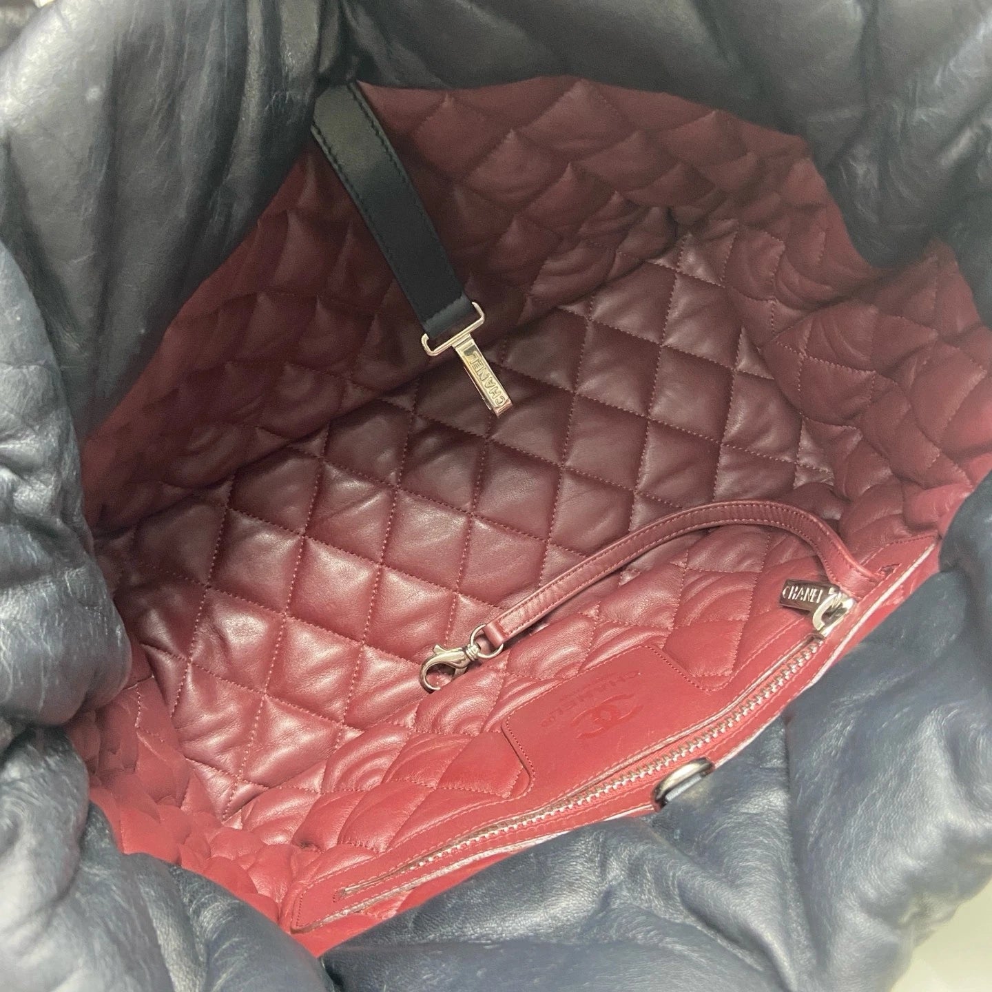 Chanel Black Lambskin Down Puffer Tote Bag For Women