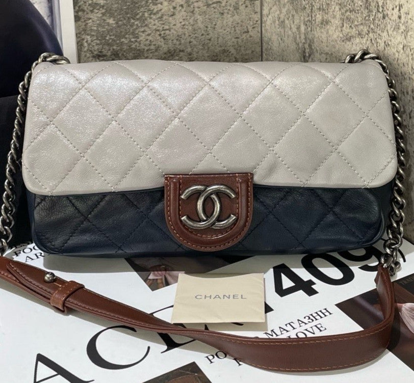 Chanel Classic Flap MM Chain Shoulder Bag Gray Silver Women Diamond Designer