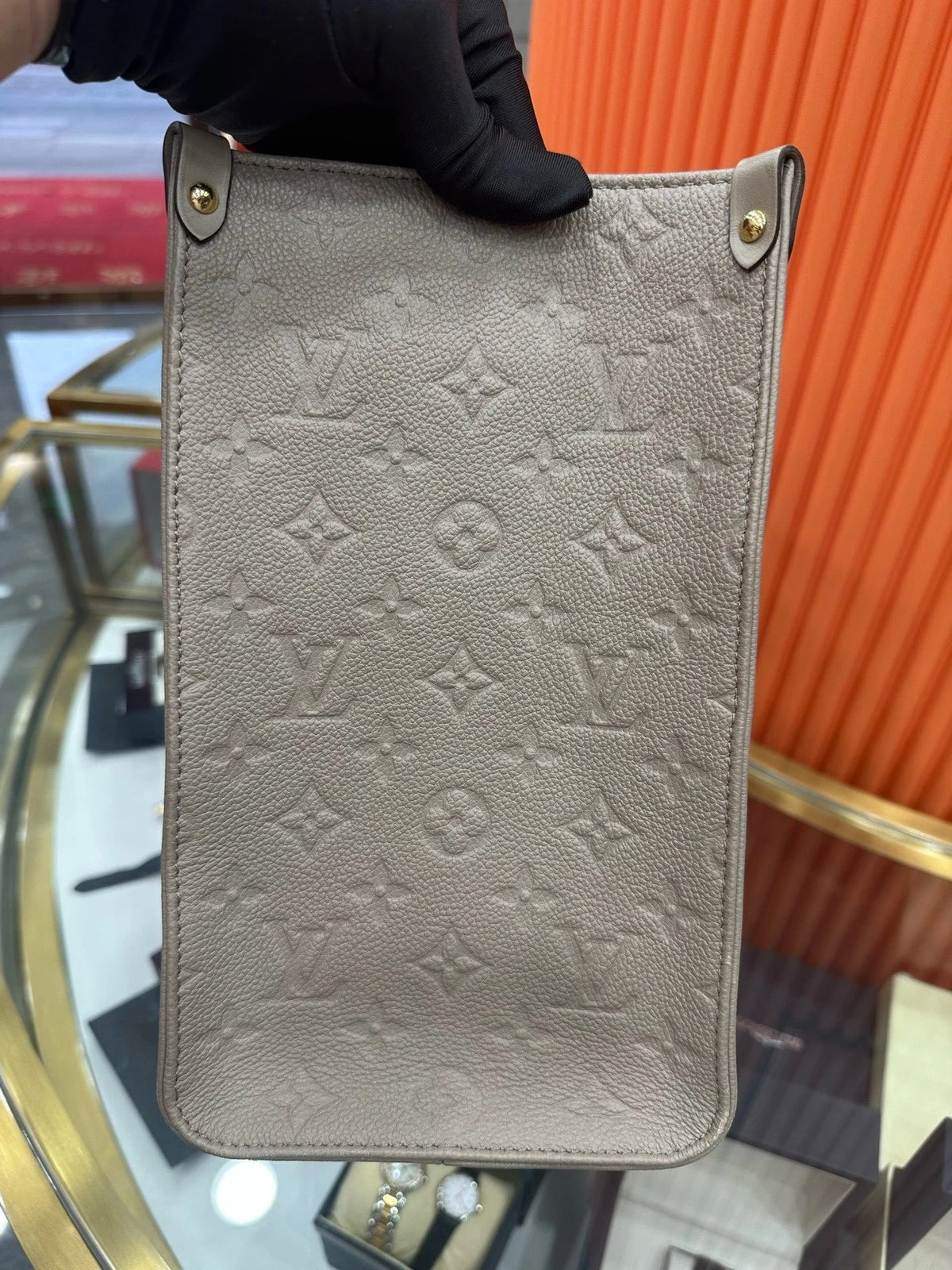 Louis Vuitton Onthego Monogram Gray Tote Handbag Shoulder Bag