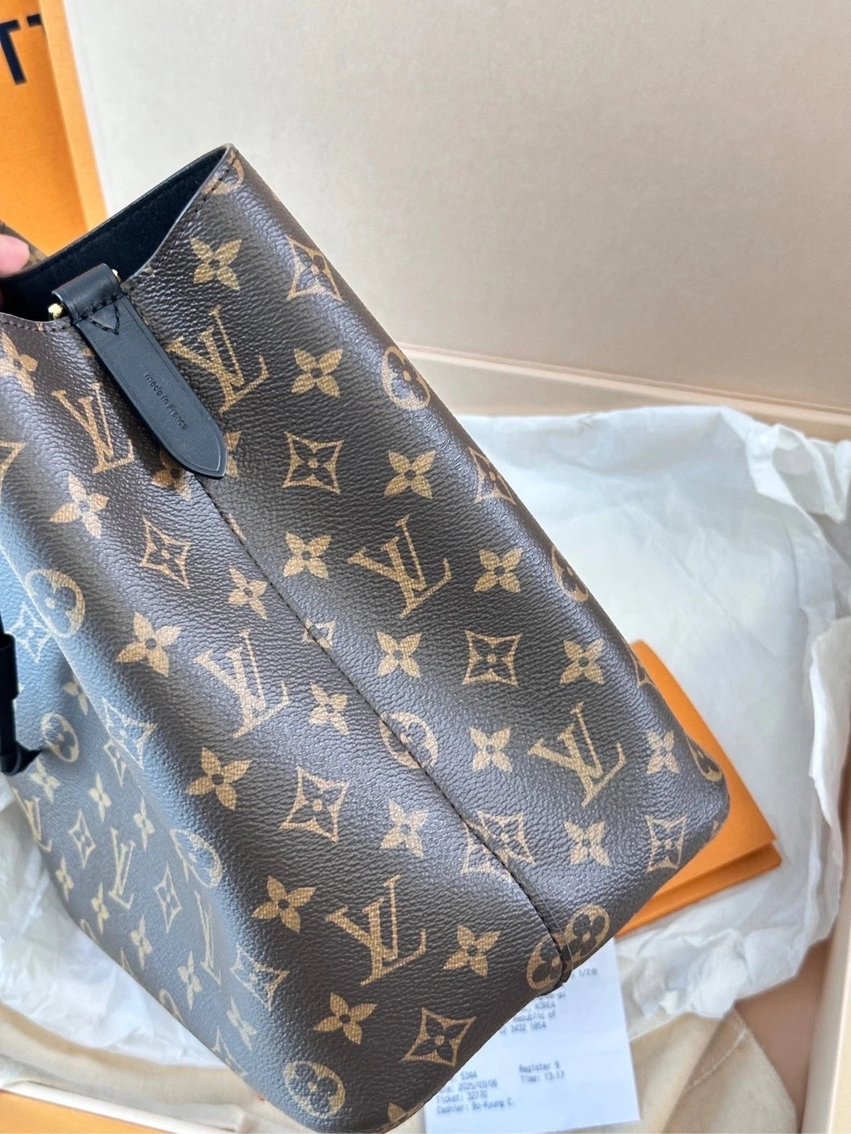 Louis Vuitton Canvas Bucket Shoulder Bag For Women
