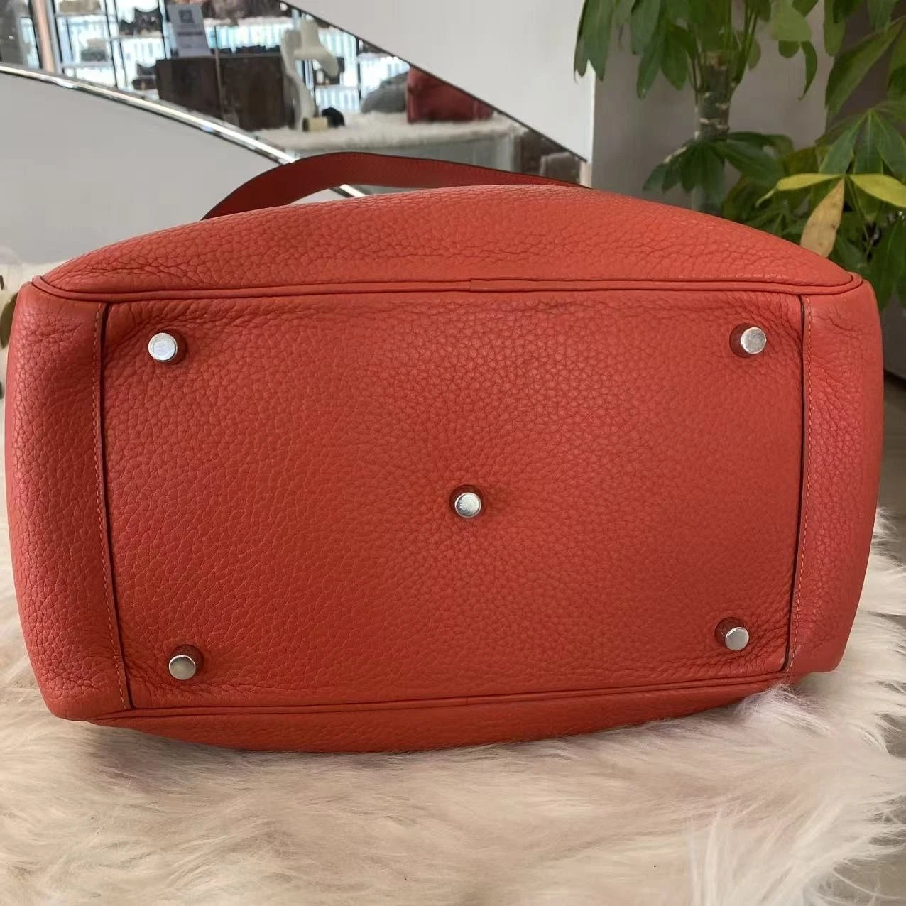 Hermès Lindy 26 Bag Red Silver Shoulder Handbag Classic Women