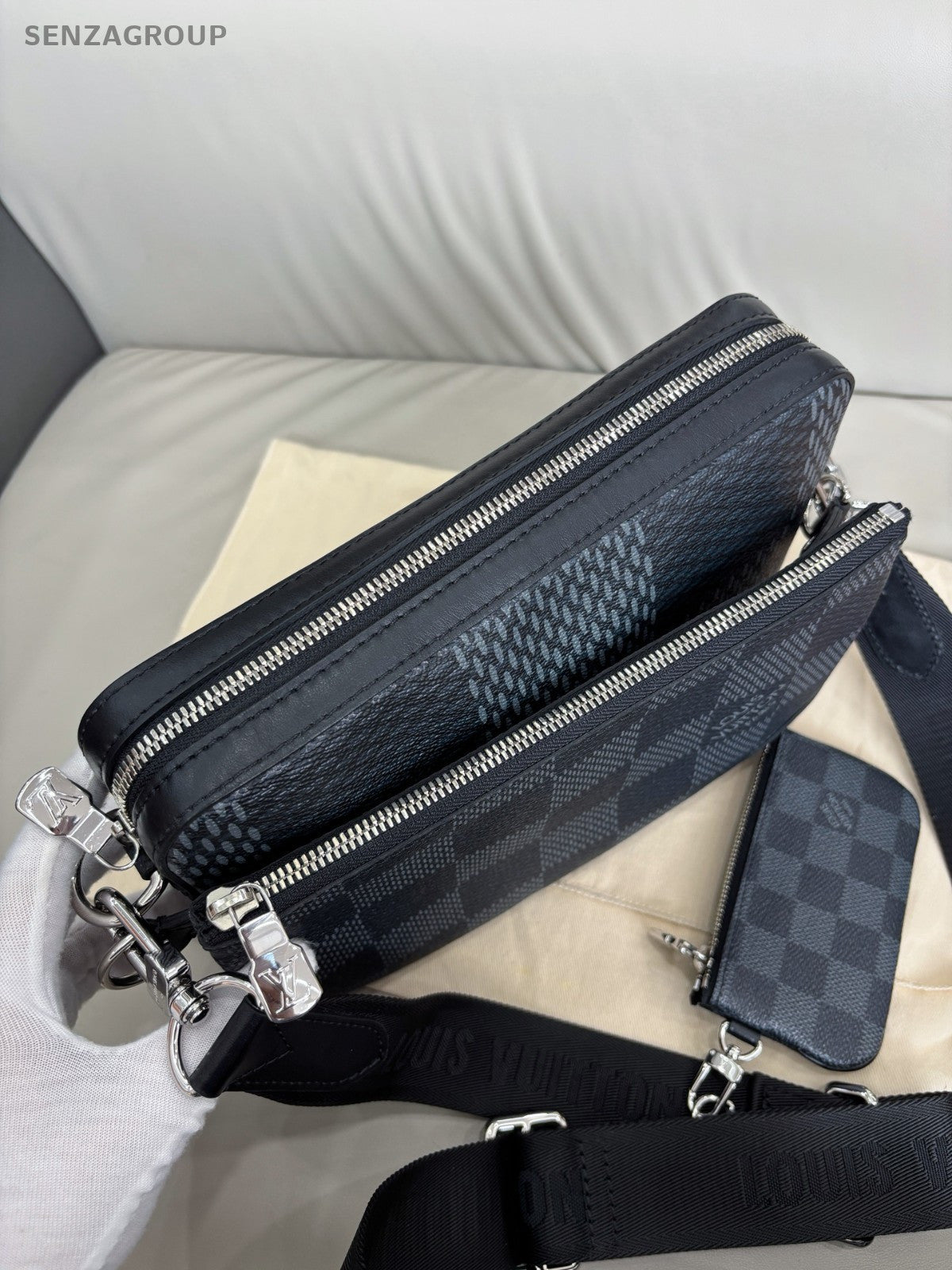 Louis Vuitton Trio Damier Ebene Pochette Shoulder bag Black Silver Chip Version