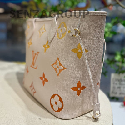 Louis Vuitton Neverfull Monogram Beige Tote Shoulder Bag Classic Women