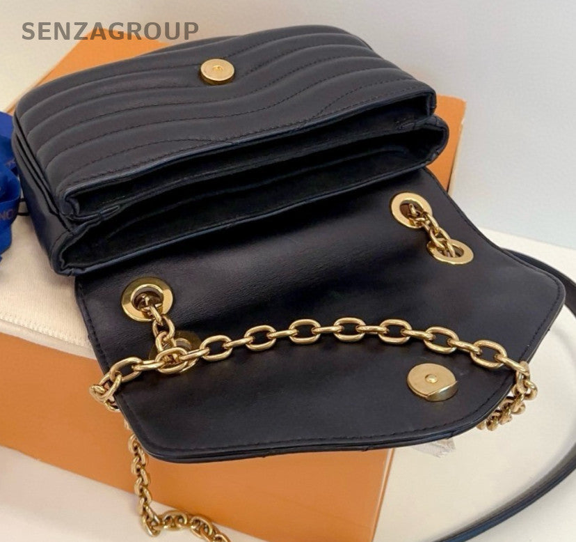 Louis Vuitton New Wave Chain Shoulder bag Crossbody Almost brand new