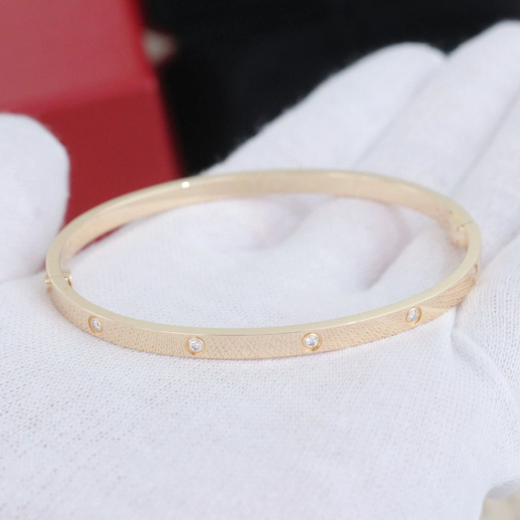 Excellent Cartier Love Small Bangle Bracelet 10 Diamonds 18K Yellow Gold Size18