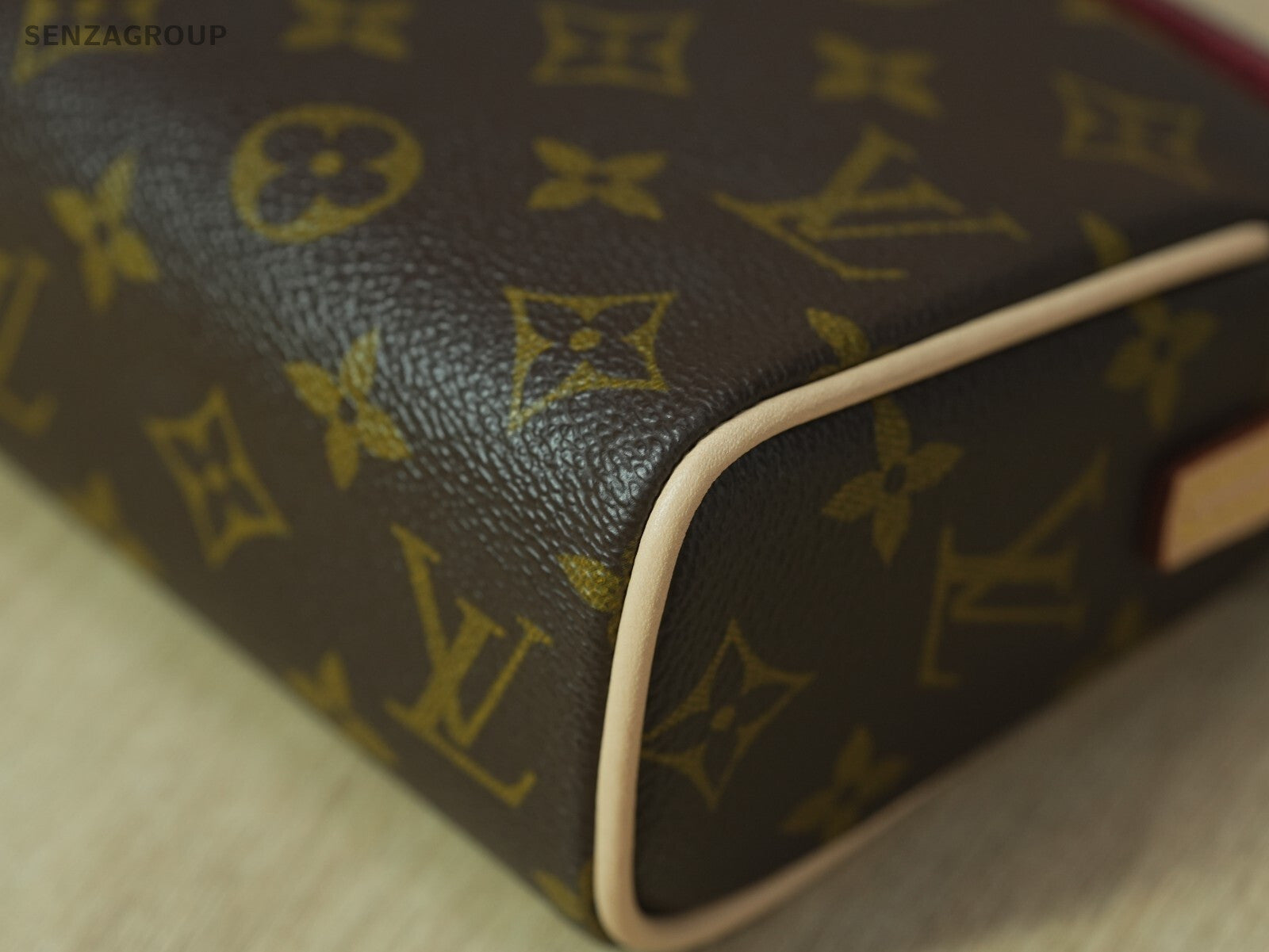 Louis Vuitton Recital Shoulder Handbag Monogram canvas  M51900