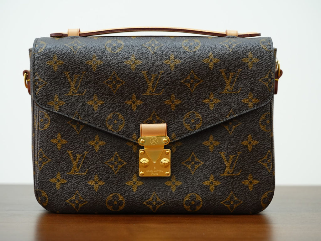 Louis Vuitton Pochette Métis Monogram 2way Shoulder Handbag Brown Crossbody