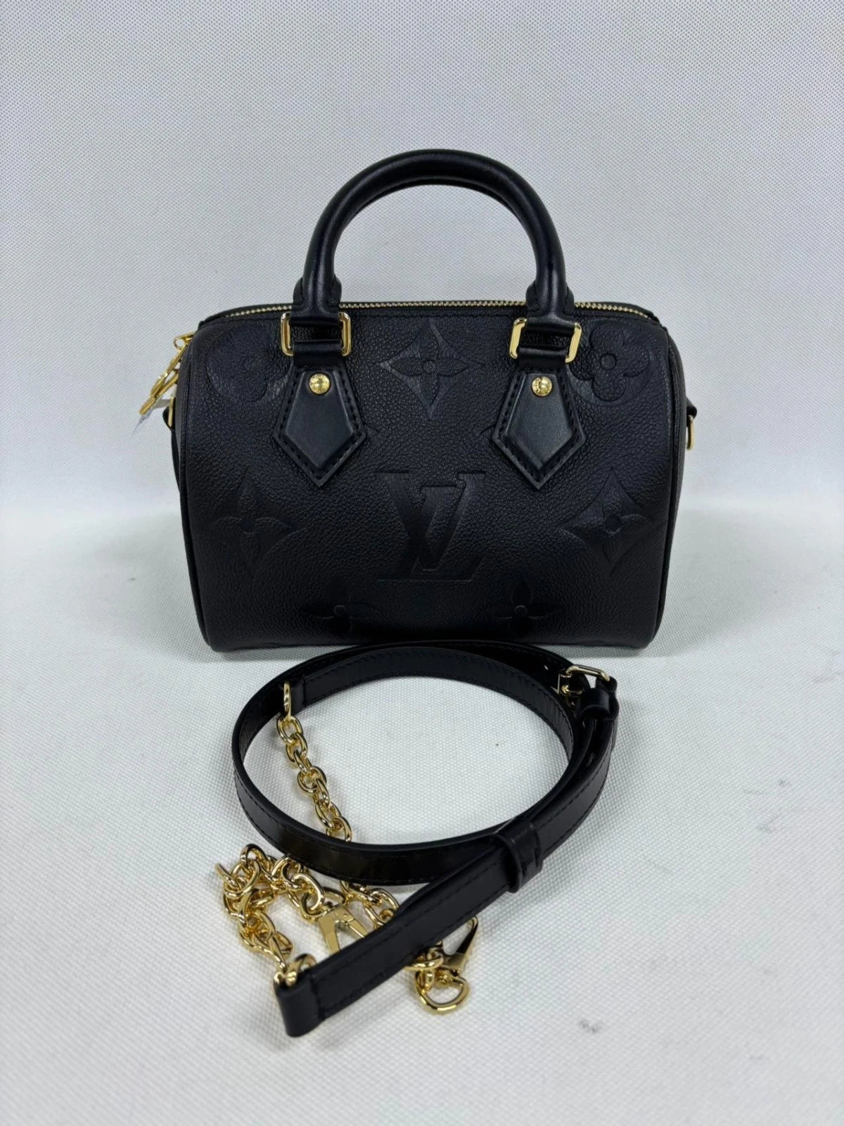 SJ0001 Louis Vuitton Speedy 20 black leather Z