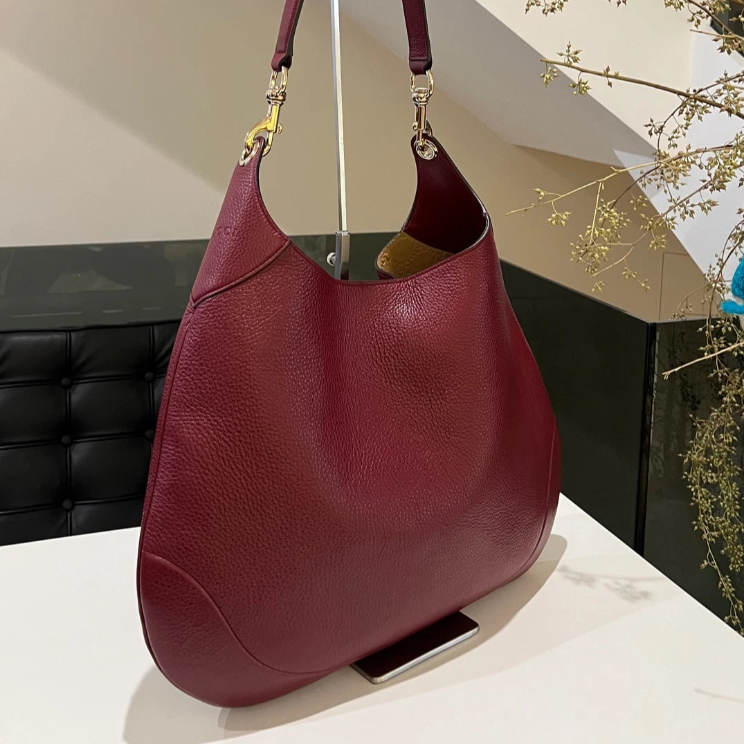 Gucci Body Hobo Shoulder Bag Red Gold Buckle Classic Women's