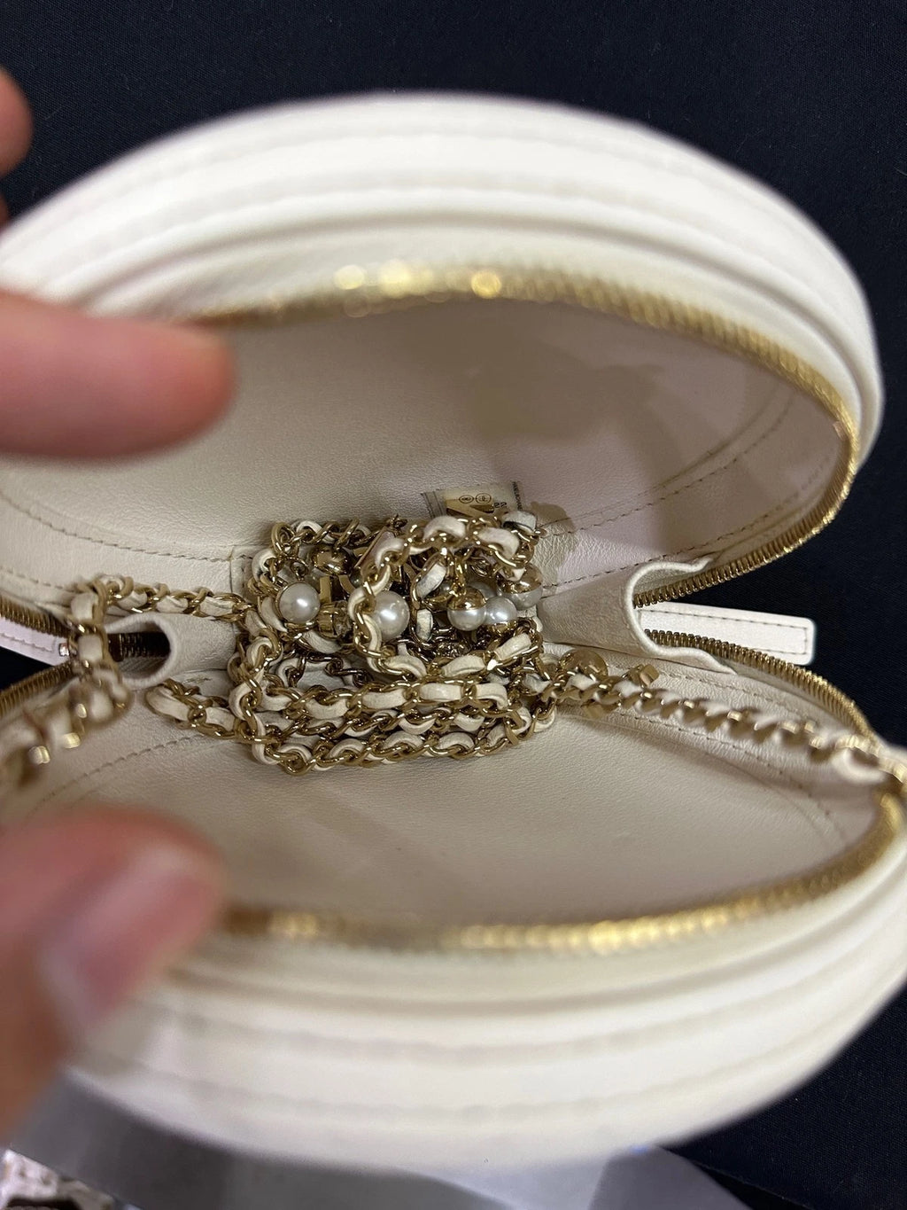 CHANEL Leather Hard Round Pearl Chain Dinner Bag For Women