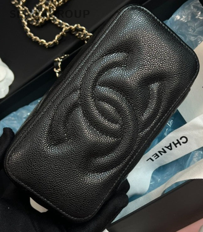 Chanel Diamond Pattern Chain Shoulder Bag Crossbody Black Gold Women Classic
