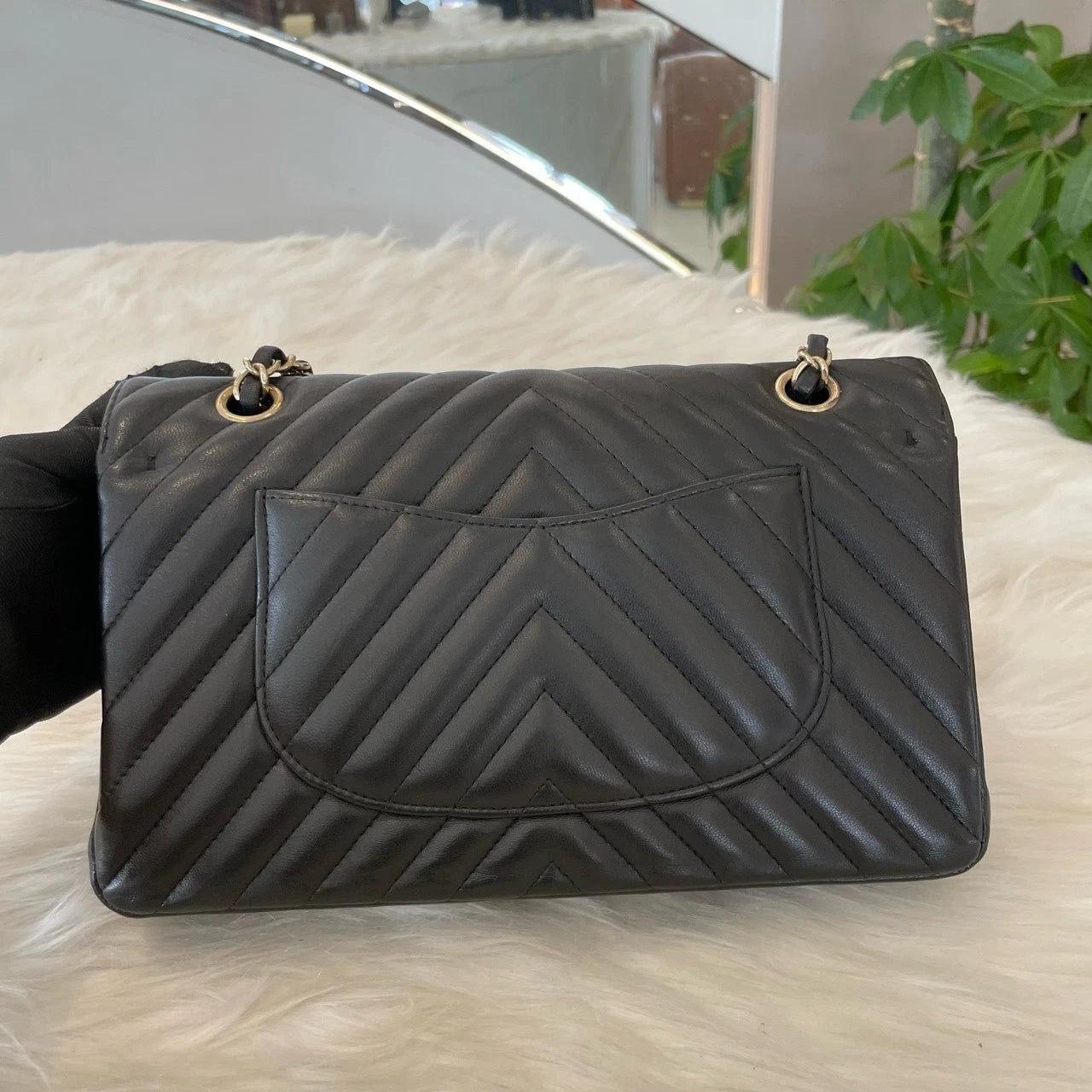Chanel Classic Flap Medium V-Stitch Black Gold Chain Shoulder Bag