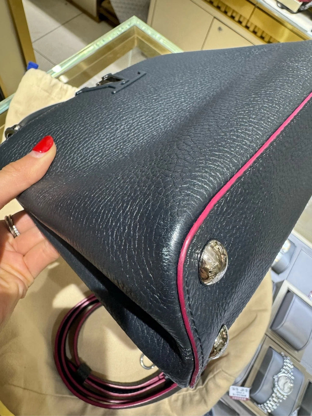 Louis Vuitton Capucines Leather Blue Crossbody Handbag Excellent