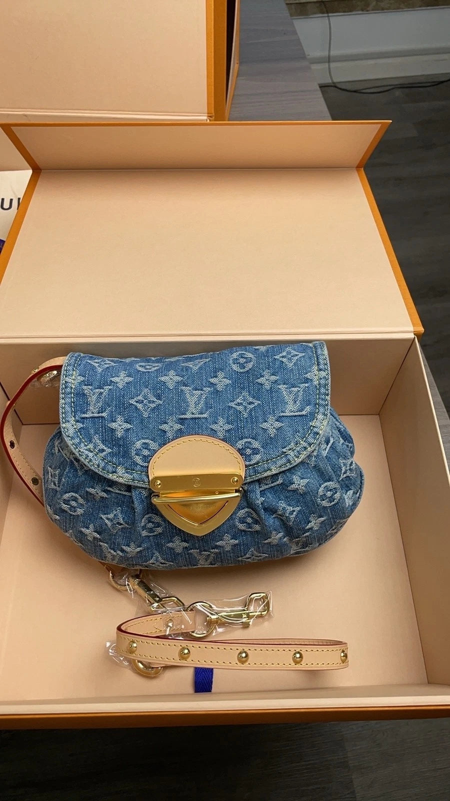 Louis Vuitton Sunset Denim Yuanbao Shoulder Bag For Women