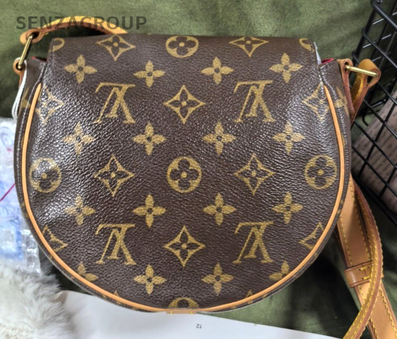 Louis Vuitton Saddle bag Monogram Vintage Crossbody bag