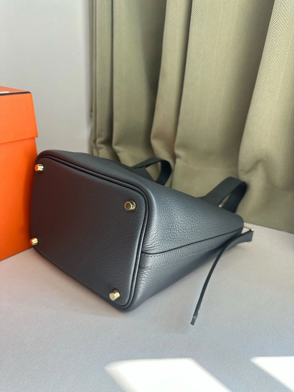 Hermes TC Leather Picotin18 Bucket Bag For Women