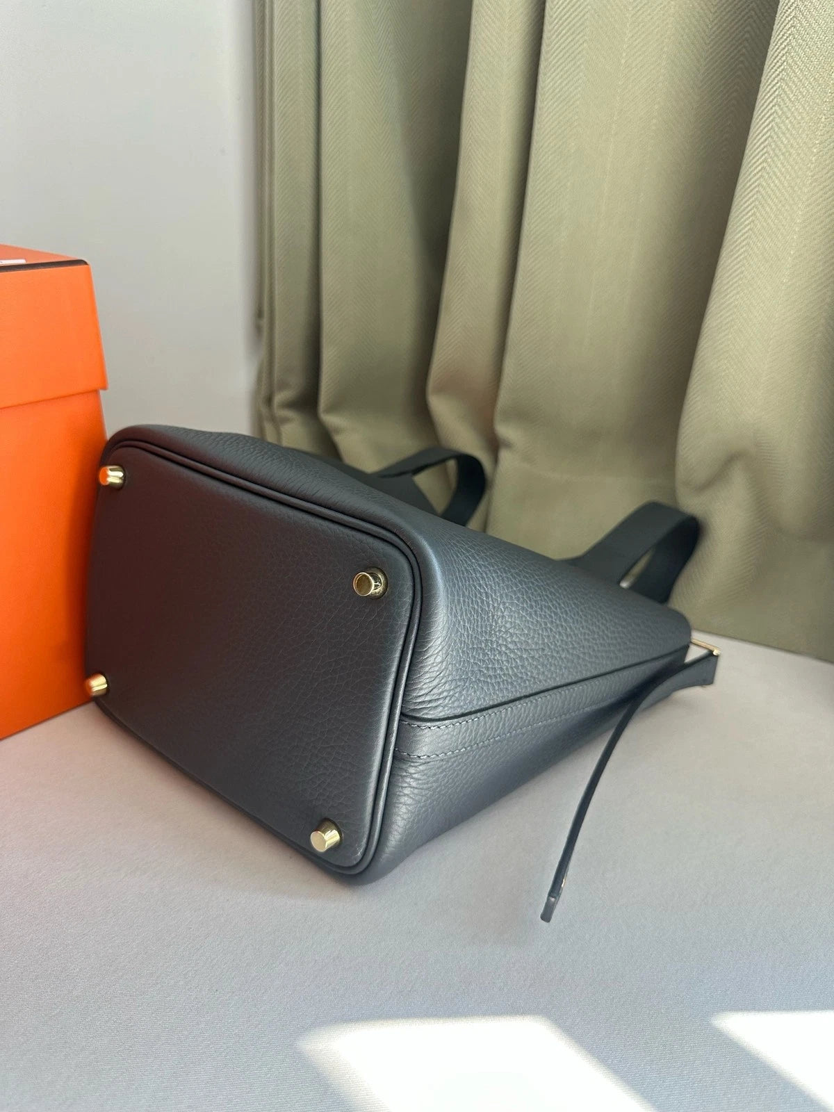 Hermes TC Leather Picotin18 Bucket Bag For Women