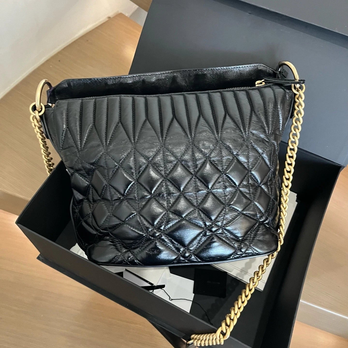 Chanel Oil Wax Diamond Chain Shoulder Bag Crossbody Bag Black Excellent
