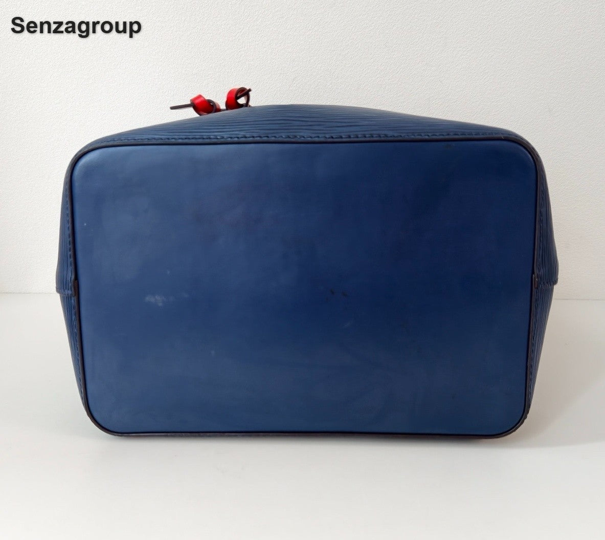 Louis Vuitton Epi Calfskin Bucket Top Handle Shoulder Bag Blue Silver Women
