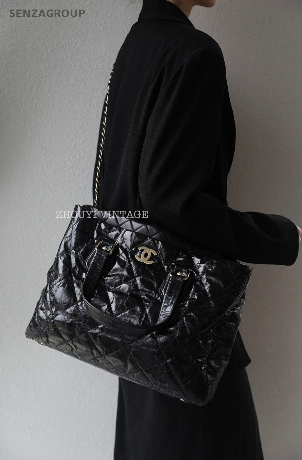 CHANEL Hobo Oil waxed leather Tote 2WAY Chain Shoulder Handbag Black Women