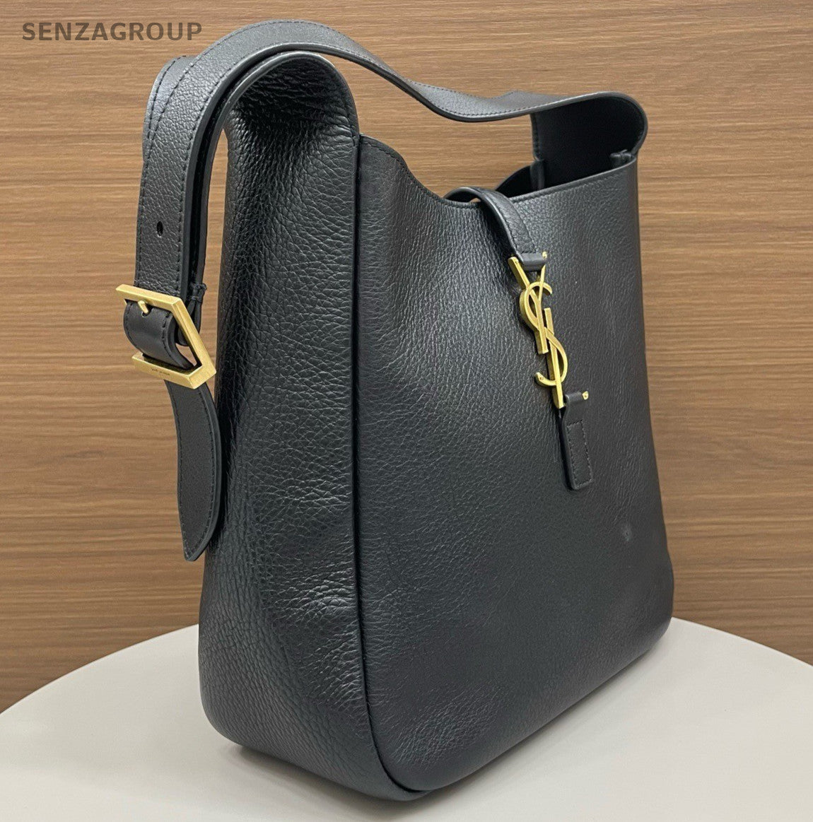 Saint Laurent Hobo PM Shoulder Bag Black Gold Used Women Classic Fashion